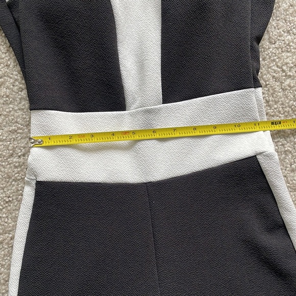 ✨Jumpsuit✨ - Picture 5 of 12